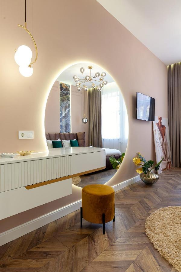 Leogrand Apartments On Tamanska 6 Львов Экстерьер фото