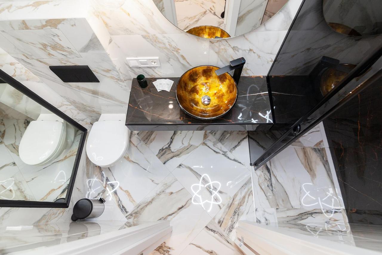 Leogrand Apartments On Tamanska 6 Львов Экстерьер фото