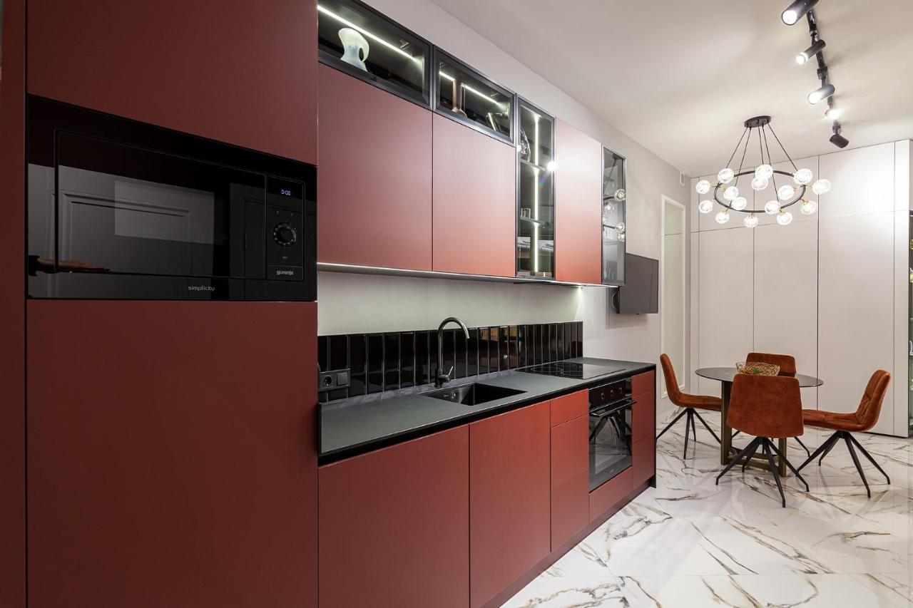 Leogrand Apartments On Tamanska 6 Львов Экстерьер фото